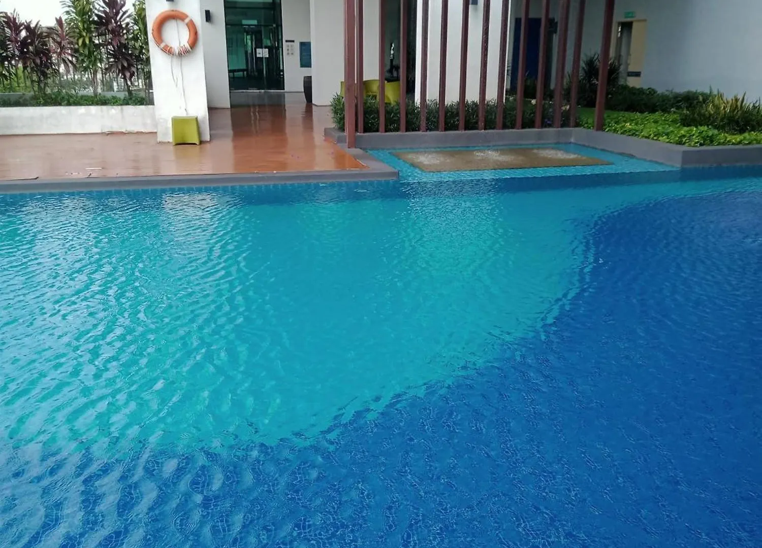 Mid Valley Southkey Mosaic 3Br With Wifi 8-10 Pax Johor Bahru