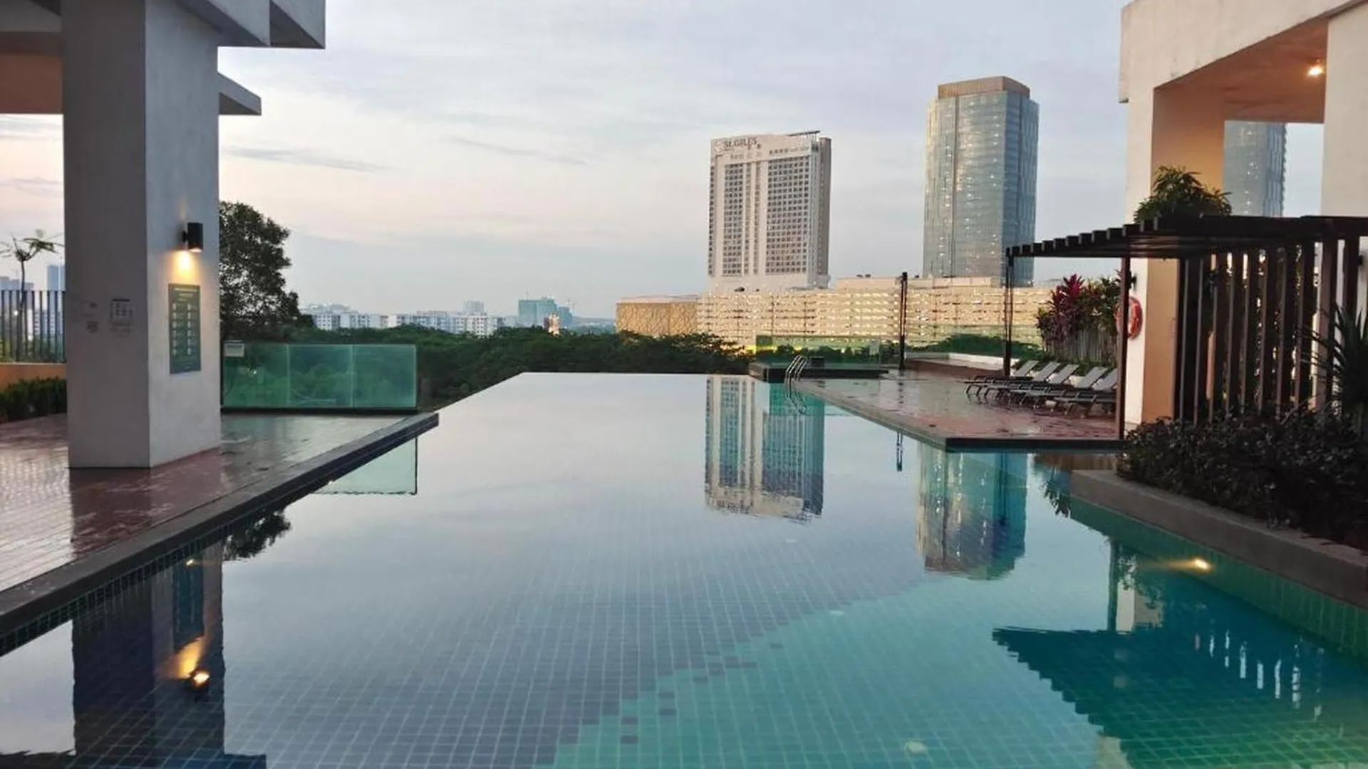 Mid Valley Southkey Mosaic 3Br With Wifi 8-10 Pax Johor Bahru