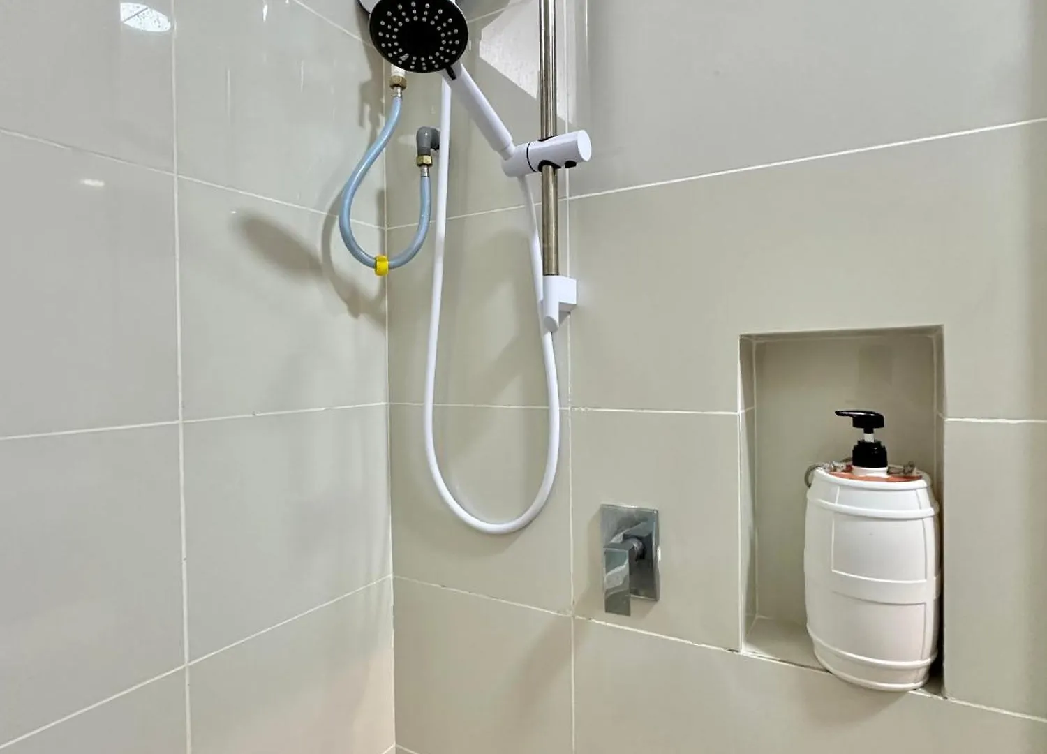 Apartamento Mid Valley Southkey Mosaic 3Br With Wifi 8-10 Pax Johor Bahru
